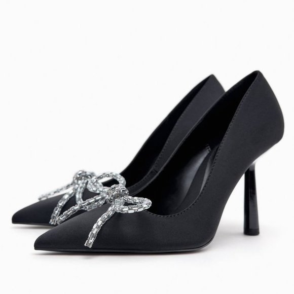 Zara Shoes - ZARA HEELED SHOES WITH EMBELLISHED BOW BLACK SIZE 8 | 2247/010/800